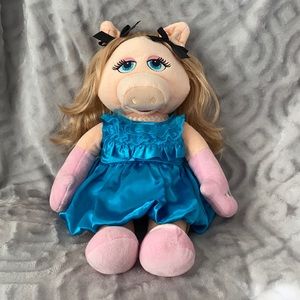 Miss Piggy puppet Build A Bear plush